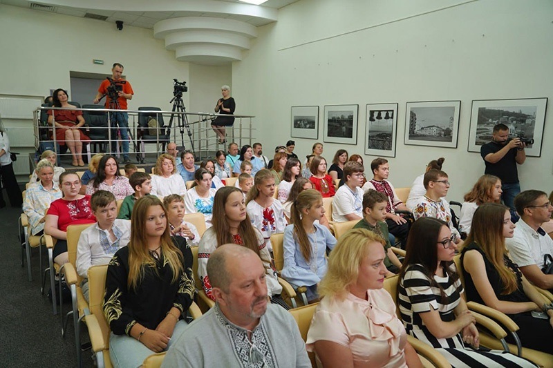 Презентація результатів культурно-мистецького проєкту «ДІМ: Дитяча Інклюзивна Медіастудія. Місце сили» в Києві 2