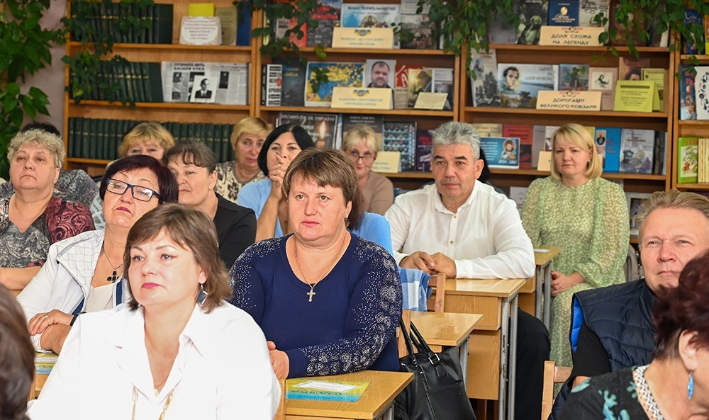 Урочистості із Всеукраїнського дня бібліотек в Кагарлику - фрагменти святкування 2