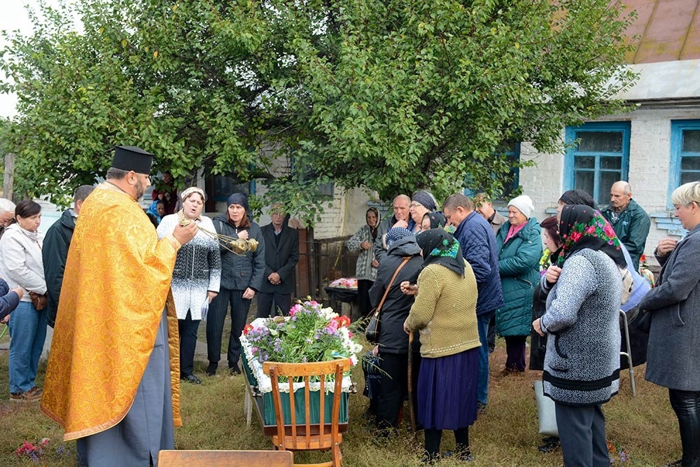 У Мирівці провели в останню путь воїна Віталія Титаренка 6