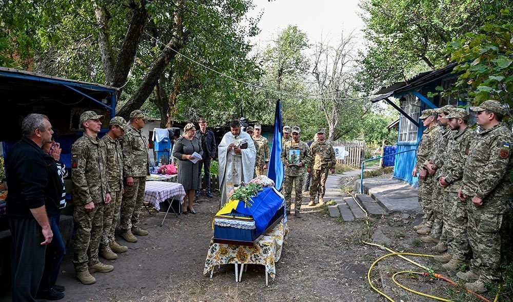 У Гороховому провели в останню путь воїнку-захисницю Лідію Гребенюк 3