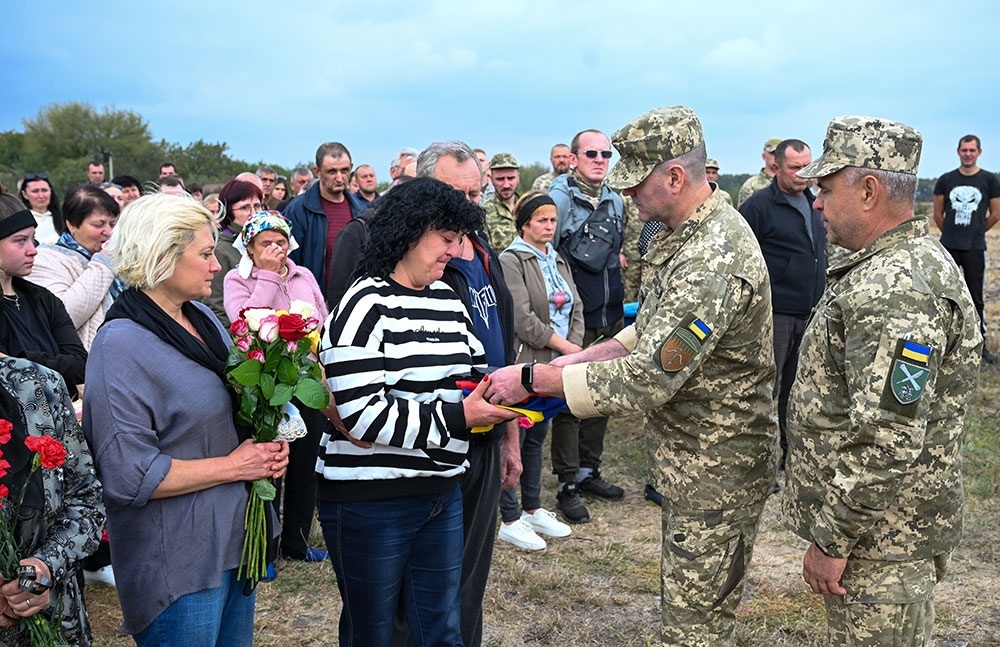 У Гороховому провели в останню путь воїнку-захисницю Лідію Гребенюк 13