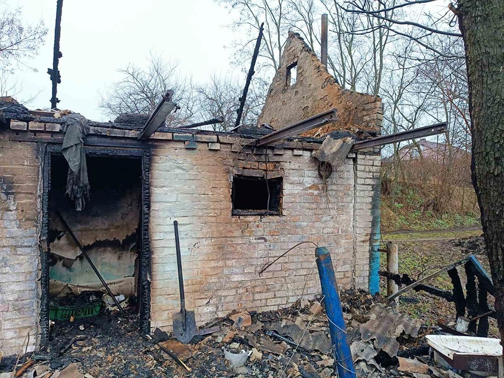 Наслідки пожежі у Стрітівці Ржищівської громади 30 грудня