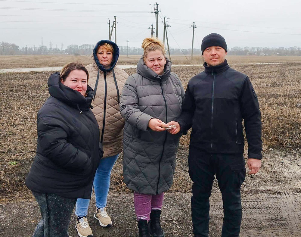Волонтерство у селі Кадомка Кагарлицької МТГ 1