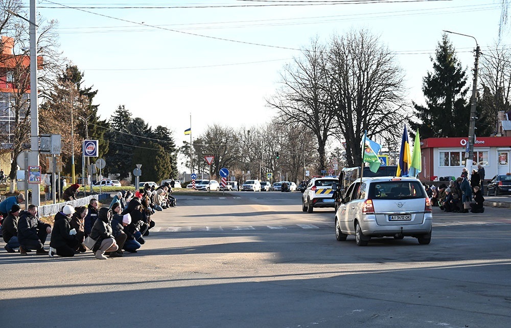 У селі Халчі на Кагарличчині провели в останню путь воїна Михайла Мушту 1