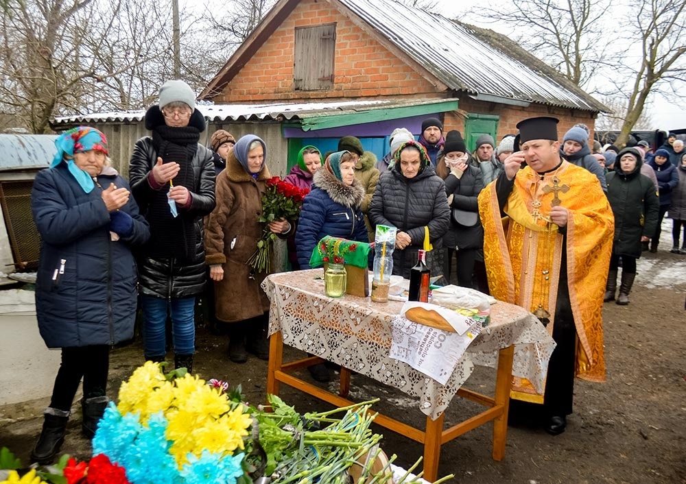 У селі Ліщинка на Кагарличчині провели в останню путь воїна Сергія Присяжного 2