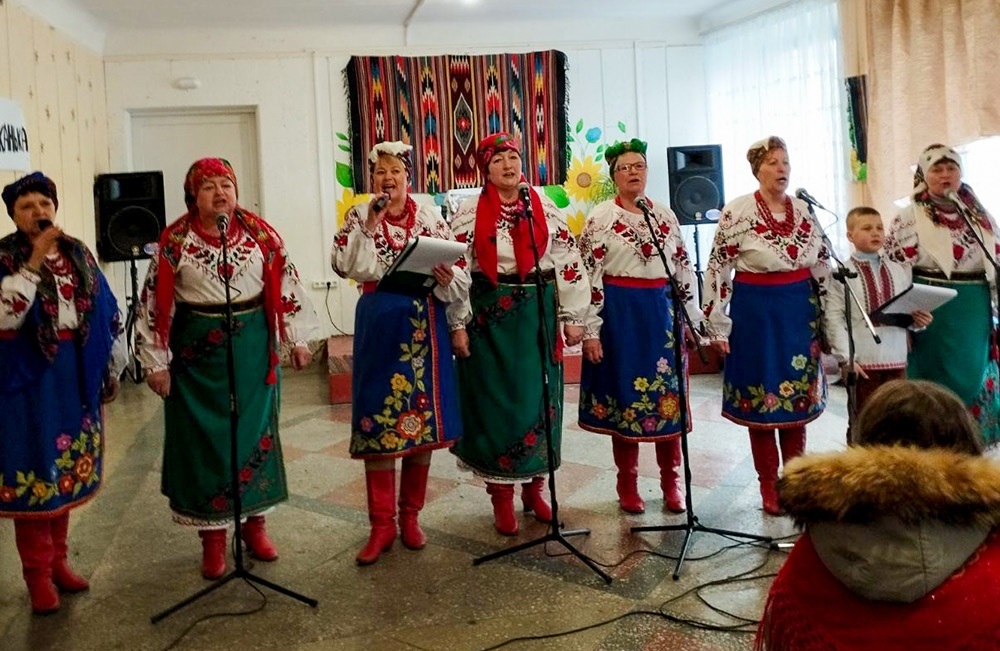 Під час благодійних концерту та ярмарку в селі Слобода на Кагарличині 3