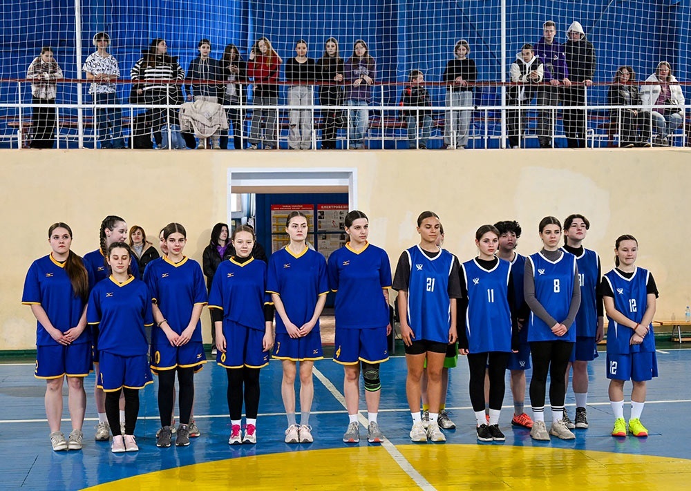 Відкриття районного етапу змагань із баскетболу серед старшокласниць громад Обухівського району в Кагарлику: учасниці змагань