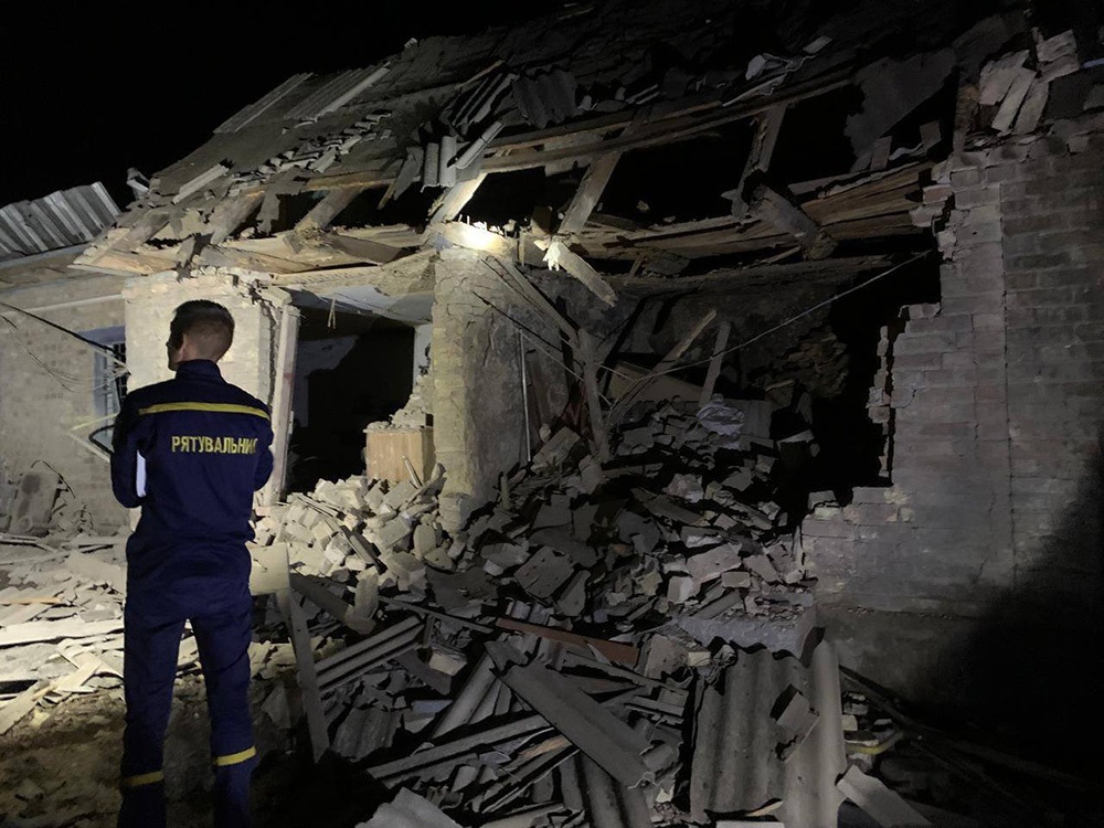 Наслідки падіння уламків ворожого безпілотника в одному із сіл Ржищівщини  1
