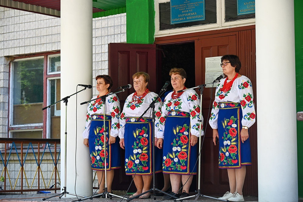 У Халчі відкрили Алею Слави та меморіальні дошки загиблим Героям-землякам 14