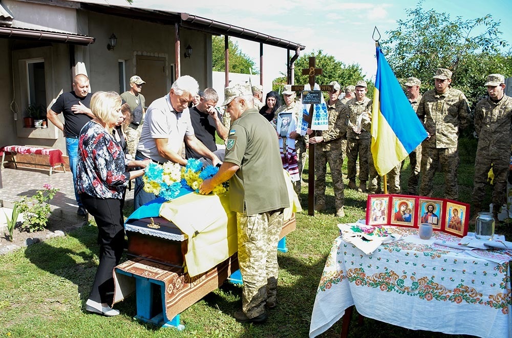 У Горохуватці провели в останню путь воїна Івана Титякина 3