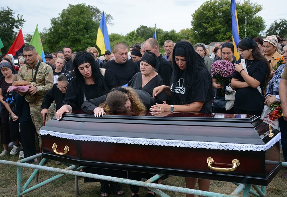 У Горохуватці провели в останню путь воїна Івана Титякина 21