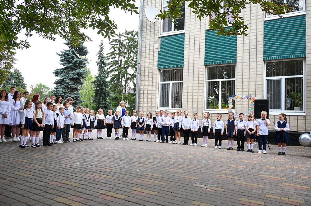 Свято Першого дзвоника у Кагарлицькому ліцеї №1. 2025 рік