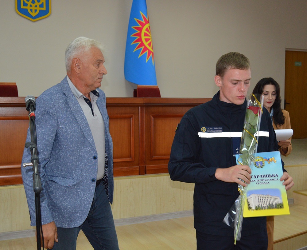 Вручення нагород кагарлицьким рятувальникам під час відзначення Дня рятувальника в Обухівській РДА 2