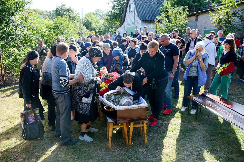 У Кагарлику провели в останню путь воїна Олександра Авраменка