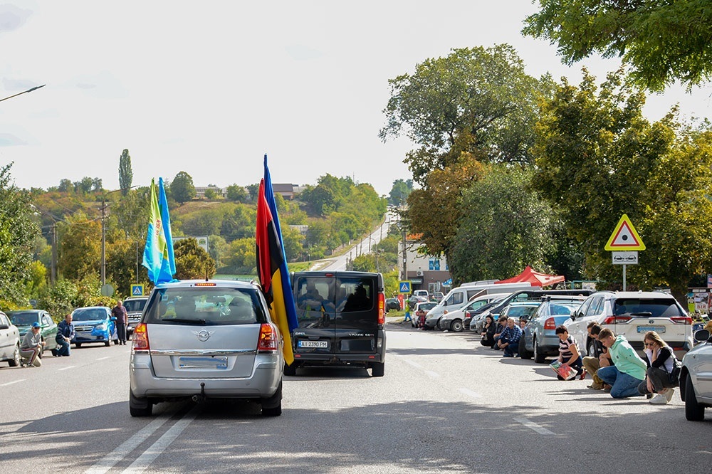 Кагарлик прощається із воїном Олександром Авраменком 3
