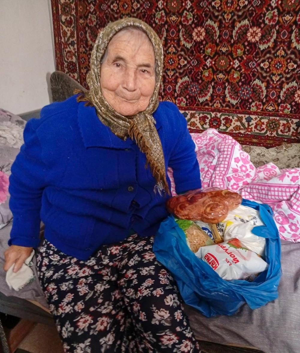 Продуктові пайки людям похилого віку у Кагарлицькій МТГ
