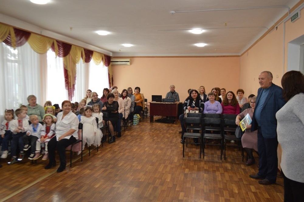 Працівників освіти Кагарличчини привітали із професійним святом 6