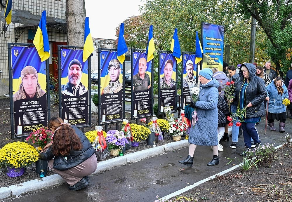 У селі Горохуватка на Кагарличчині відкрили Алею Слави та Пам'яті 10