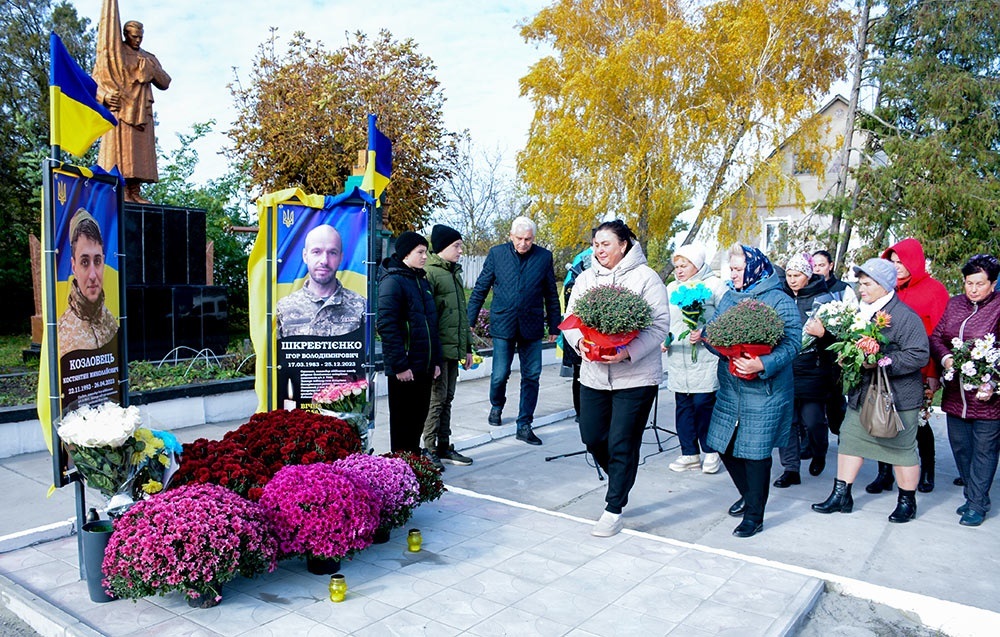 У Кадомці відкрили Алею Слави: сльози, вдячність і пам’ять про полеглих Героїв-земляків