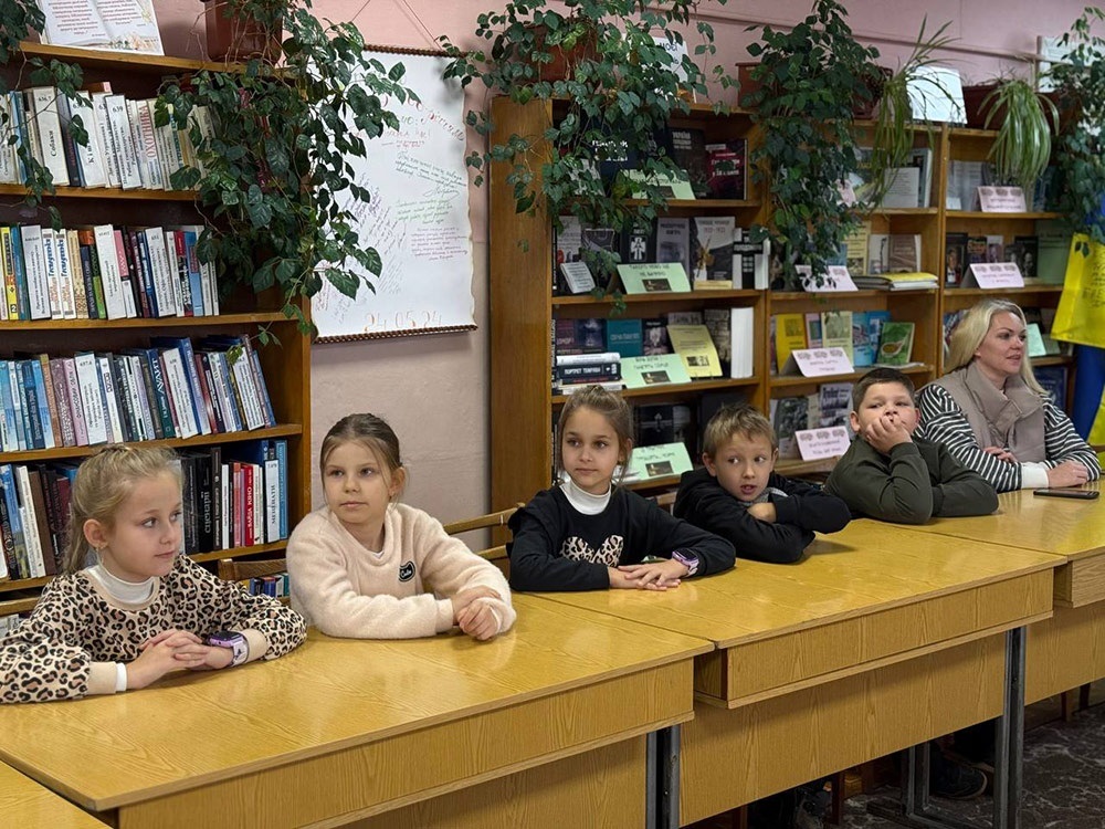 Учні 2 та 3 класу ліцею №4 на мовній зустрічі в бібліотеці Кагарлика 3