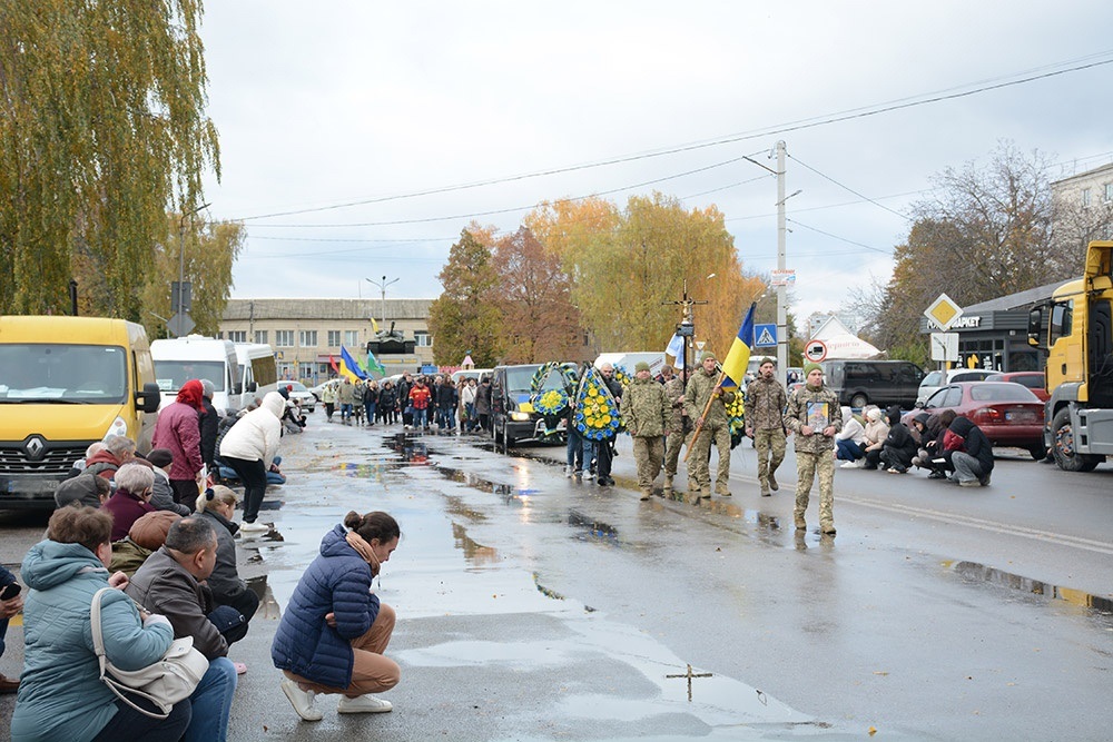 Кагарлик прощається із воїном Станіславом Кулініченком - 4