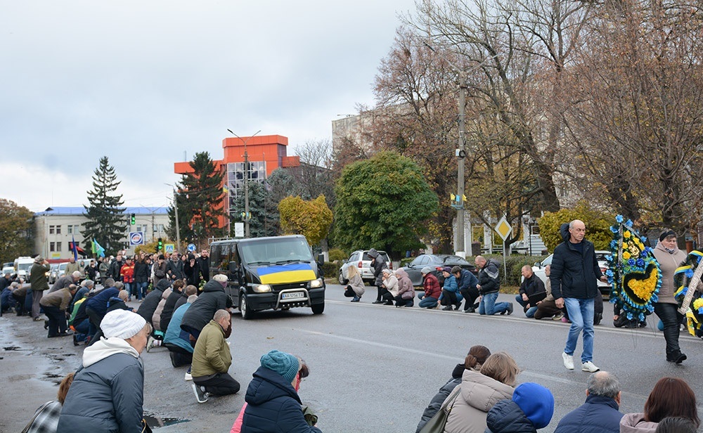 Кагарлик прощається із воїном Станіславом Кулініченком - 5