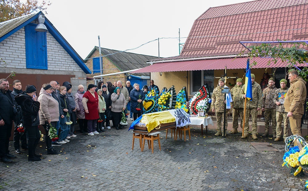 У  Кагарлику провели в останню путь воїна Станіслава Кулініченка - 2