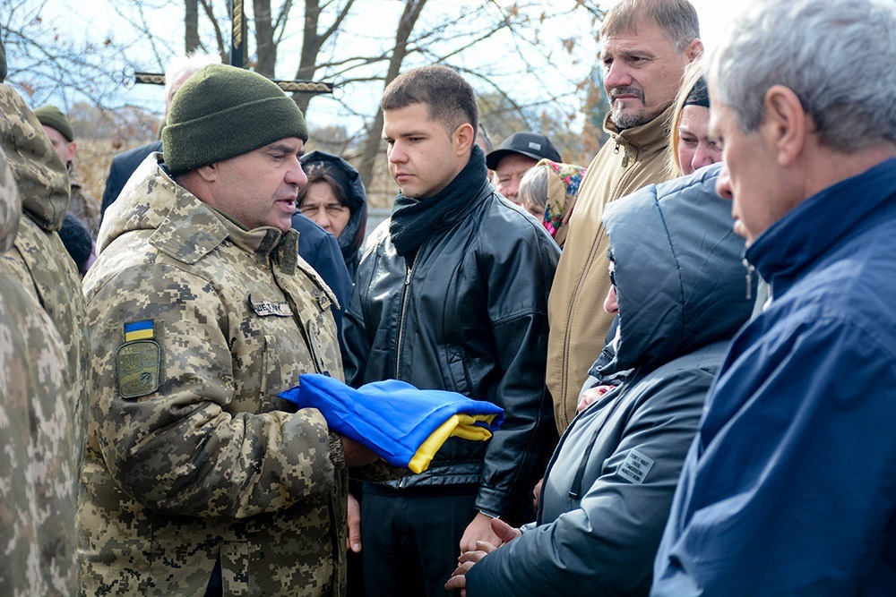 У  Кагарлику провели в останню путь воїна Станіслава Кулініченка - 20