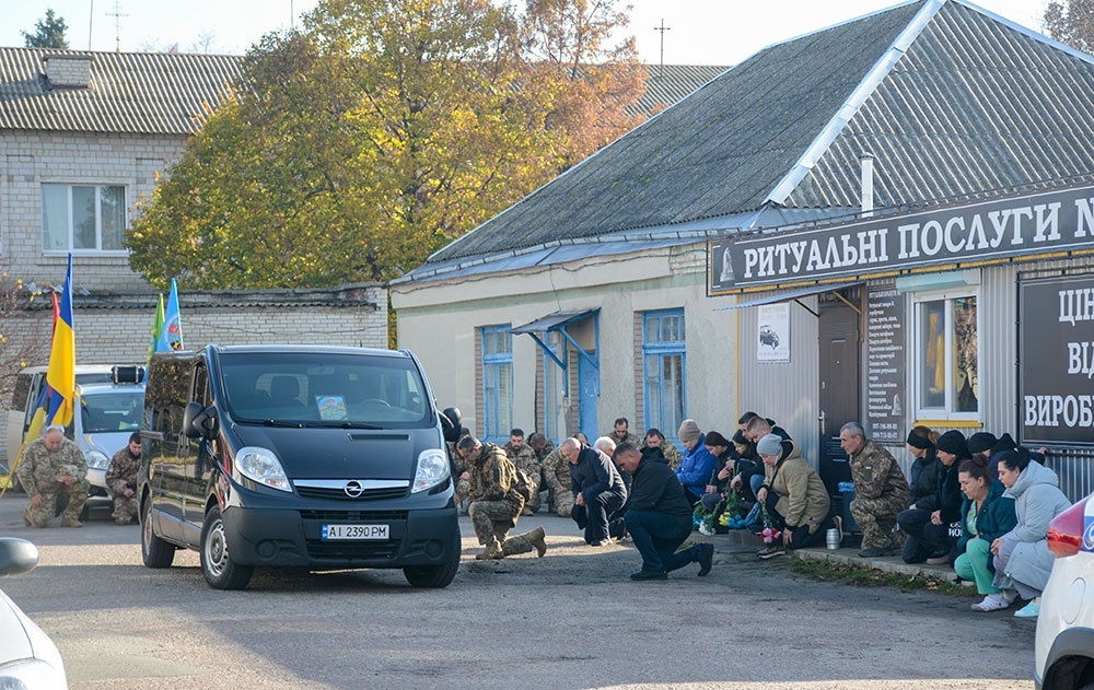 Кагарлик прощається із воїном Євгенієм Пасічним