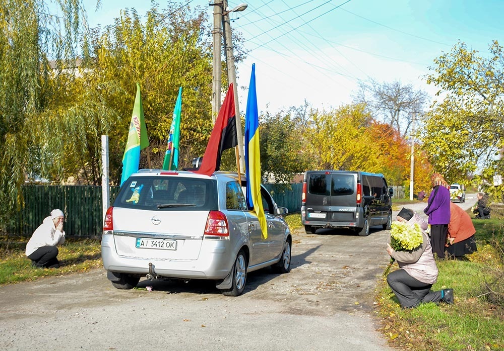 Кагарлик прощається із воїном Євгенієм Пасічним - 4
