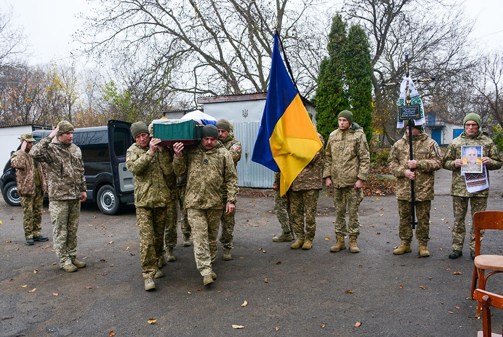 У Кагарлику провели в останню путь воїна Віталія Шандренка