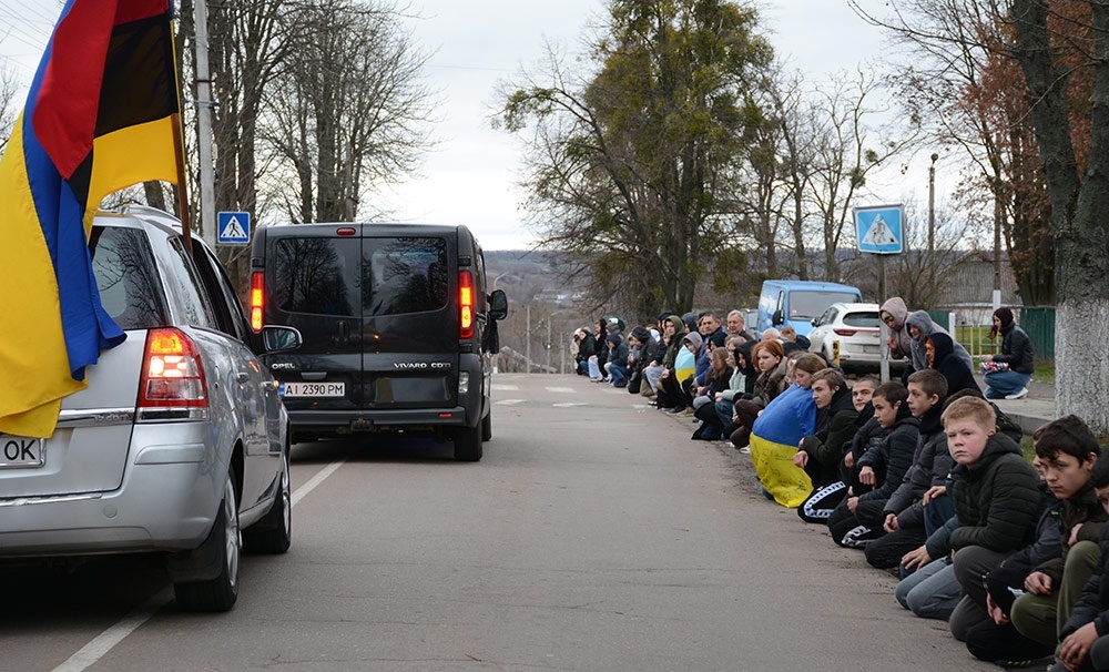 Кагарлик прощається із воїном Олексієм Яценком - 3