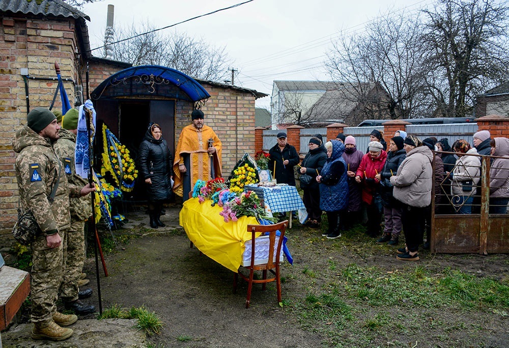 У Кагарлику провели в останню путь воїна Олексія Яценка - 5