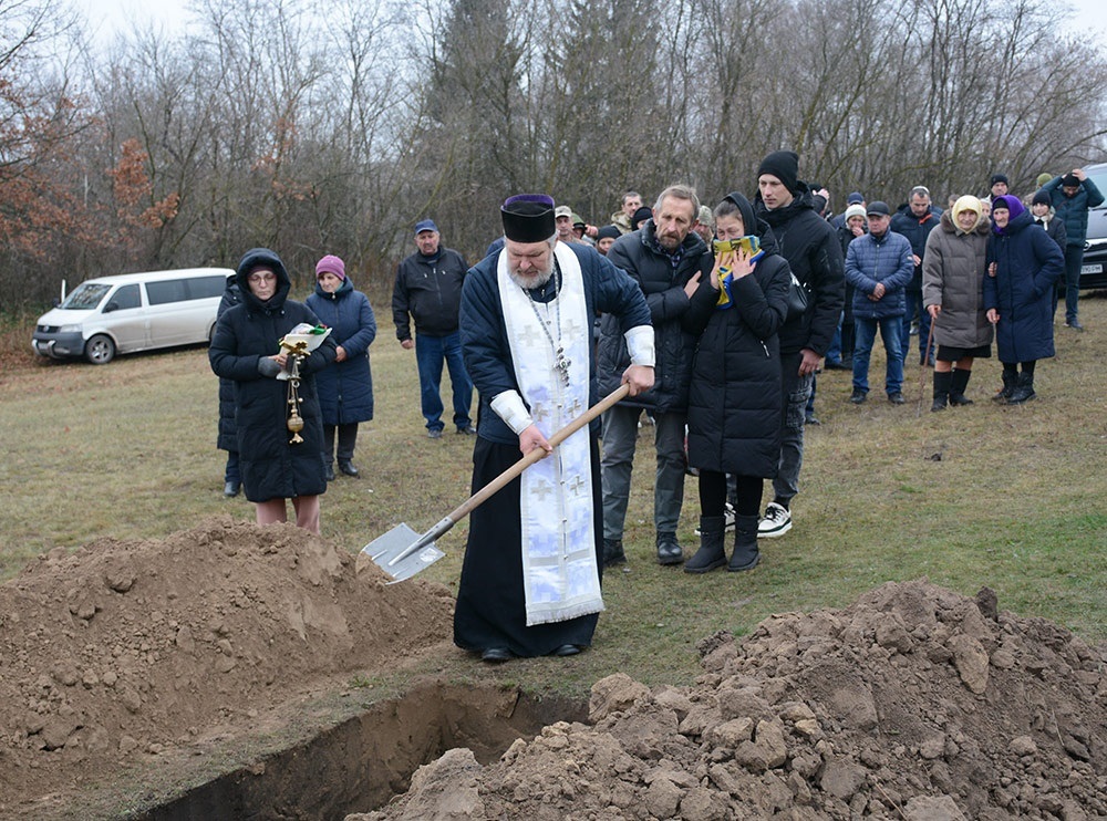  У Халчі провели в останню путь воїна Захара Романюка - 22
