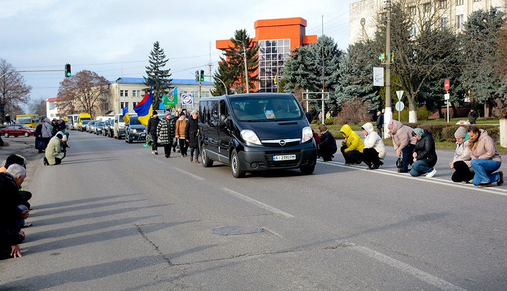 В небеснім війську поряд із братом - у Кагарлику попрощалися із воїном Сергієм Погребняком