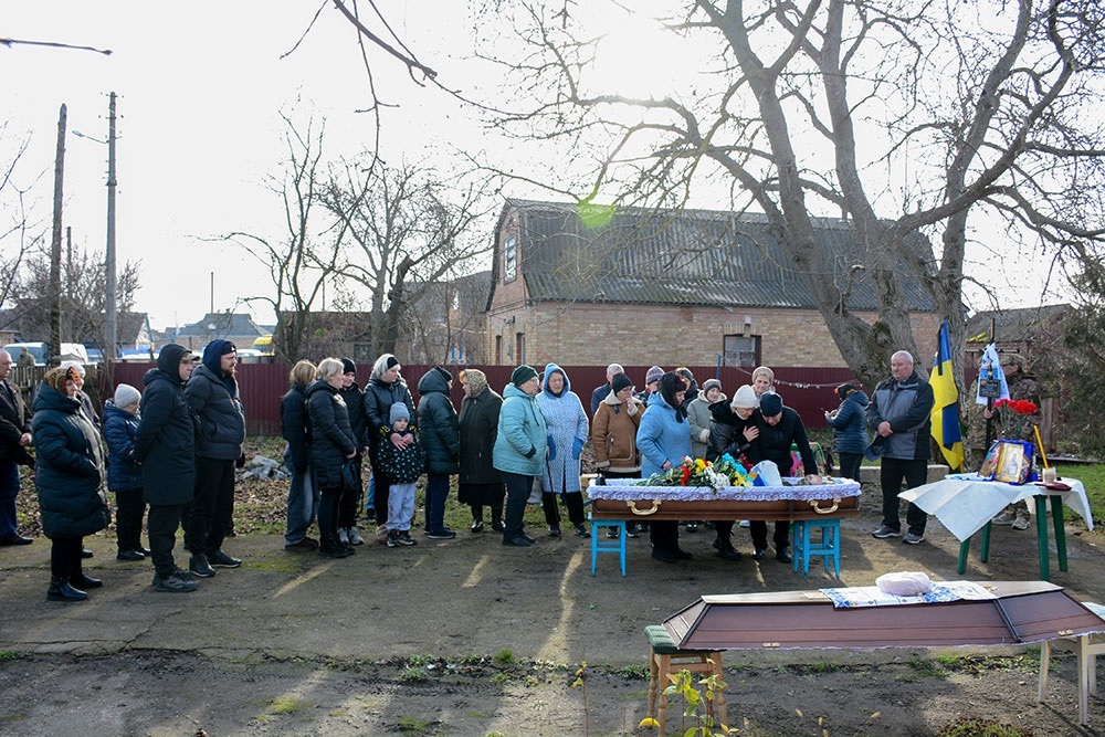 В небеснім війську поряд із братом - у Кагарлику попрощалися із воїном Сергієм Погребняком