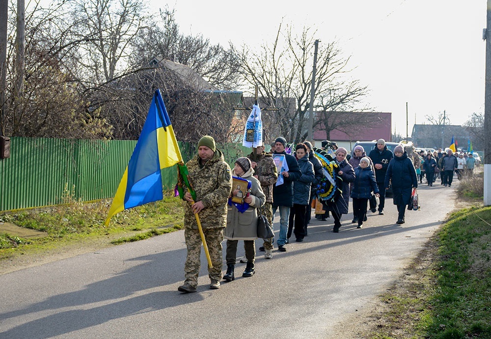 В небеснім війську поряд із братом - у Кагарлику попрощалися із воїном Сергієм Погребняком