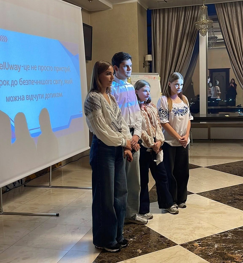 Команда Кагарлицького ліцею №3 здобула «бронзу» на Таборі підприємництва в Києві