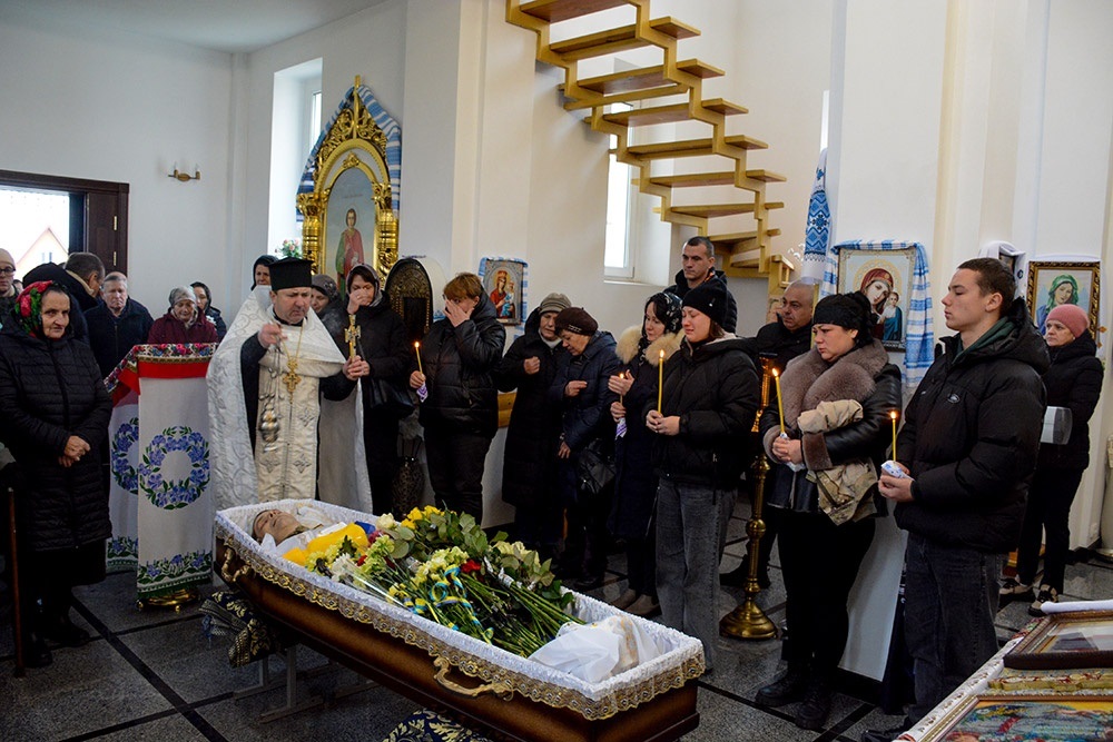 У Ставах провели в останню дорогу воїна Володимира Степанчука - 6