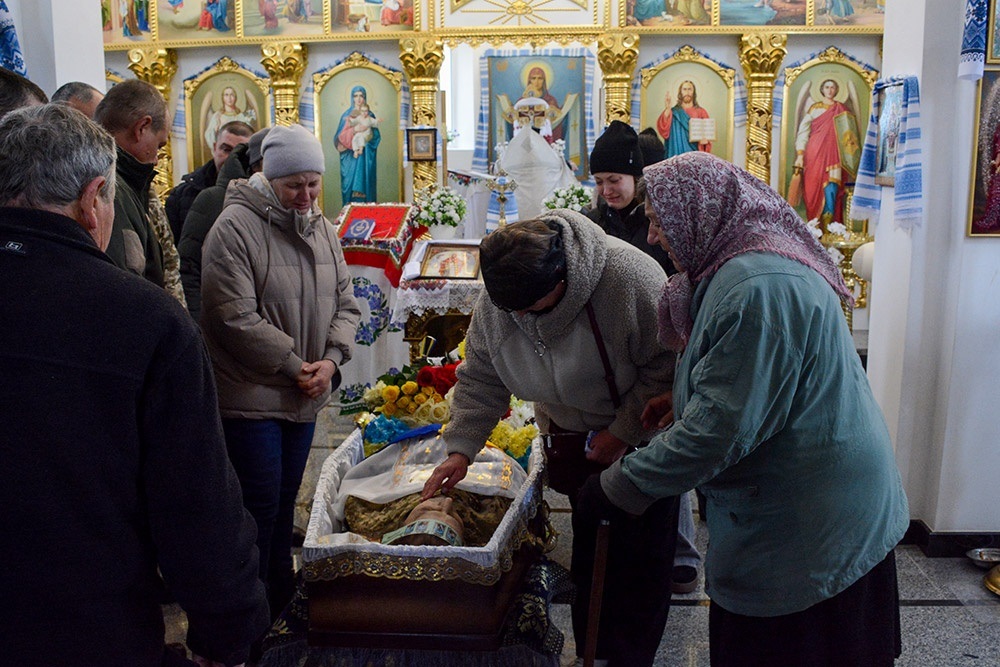 У Ставах провели в останню дорогу воїна Володимира Степанчука - 11