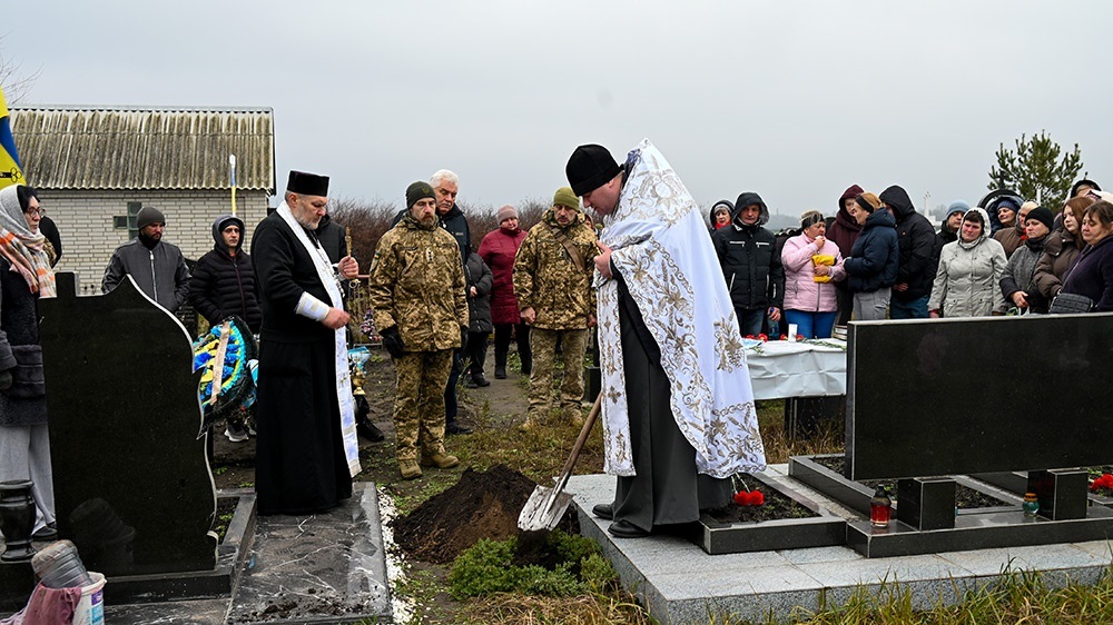 У Кагарлику провели в останню путь воїна Євгенія Павлова - 17