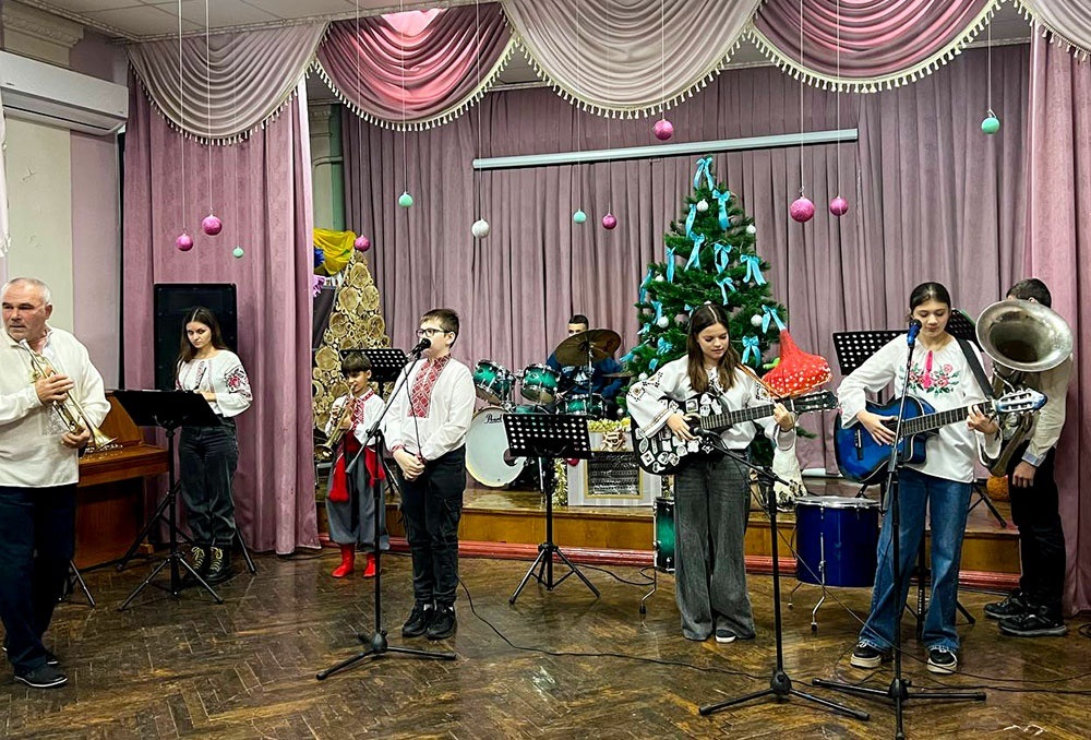 Дитяче свято «Повір у себе» у Кагарлику: чарівна зустріч зі Святим Миколаєм