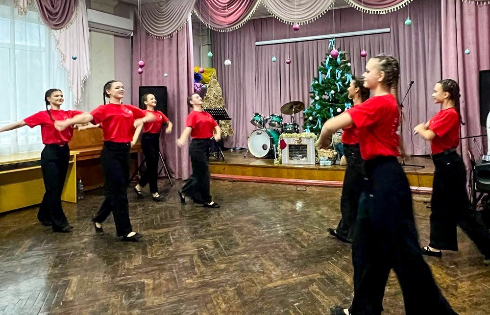 Дитяче свято «Повір у себе» у Кагарлику: чарівна зустріч зі Святим Миколаєм - 7