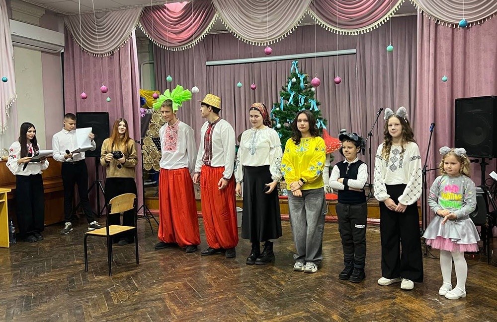 Дитяче свято «Повір у себе» у Кагарлику: чарівна зустріч зі Святим Миколаєм - 9