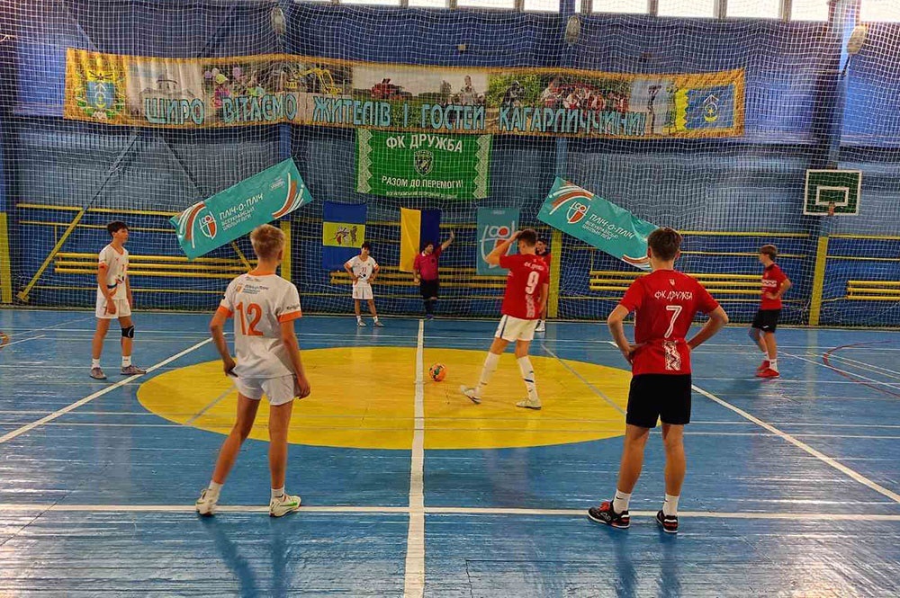 Фрагменти змагань в Кагарлику із футзалу Пліч-о-пліч