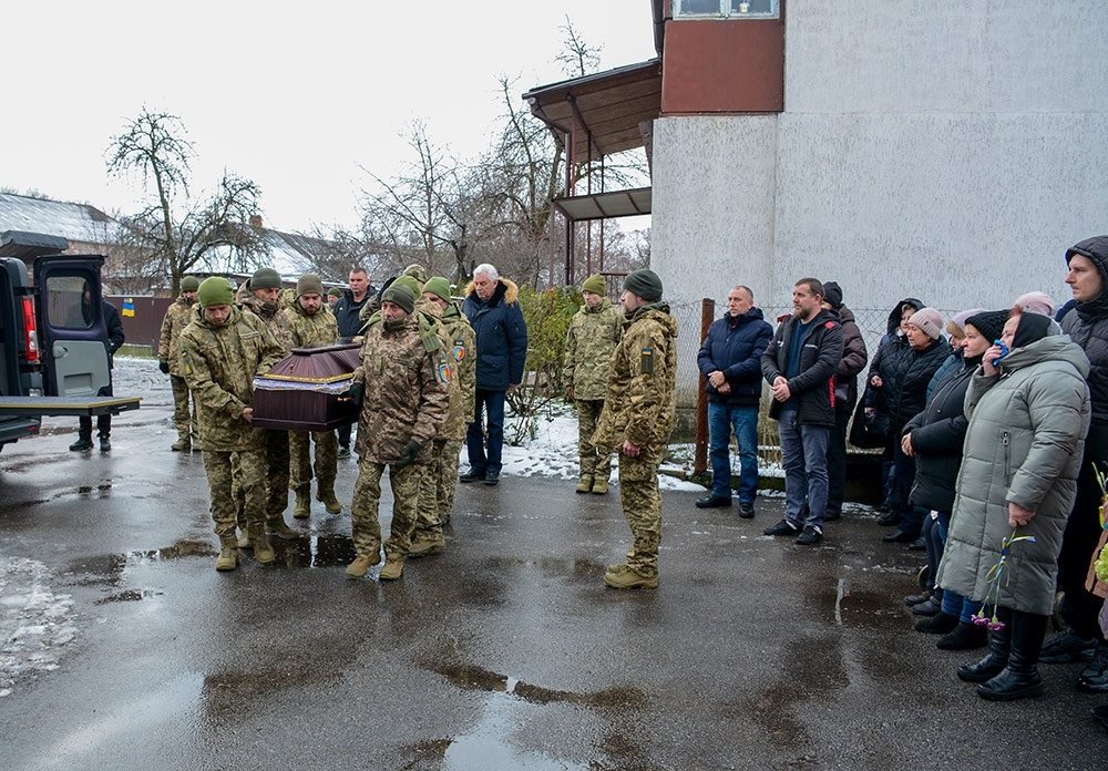 У Кагарлику провели в останню путь воїна Андрія Рибака
