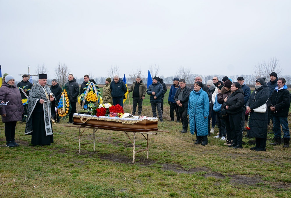 У Зеленому Яру провели в останню путь воїна Ярослава Грушка
