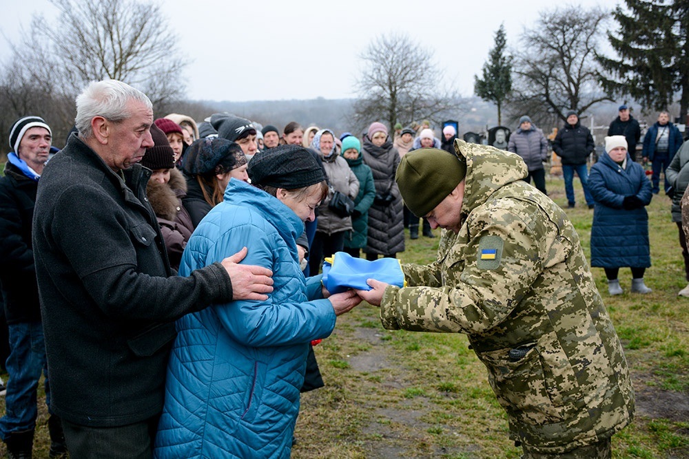 У Зеленому Яру провели в останню путь воїна Ярослава Грушка