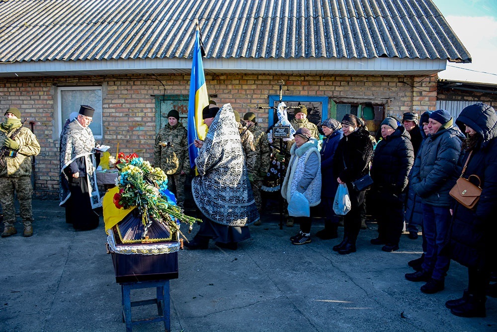 У Кагарлику провели в останню путь воїна Юрія Тригуба - 4