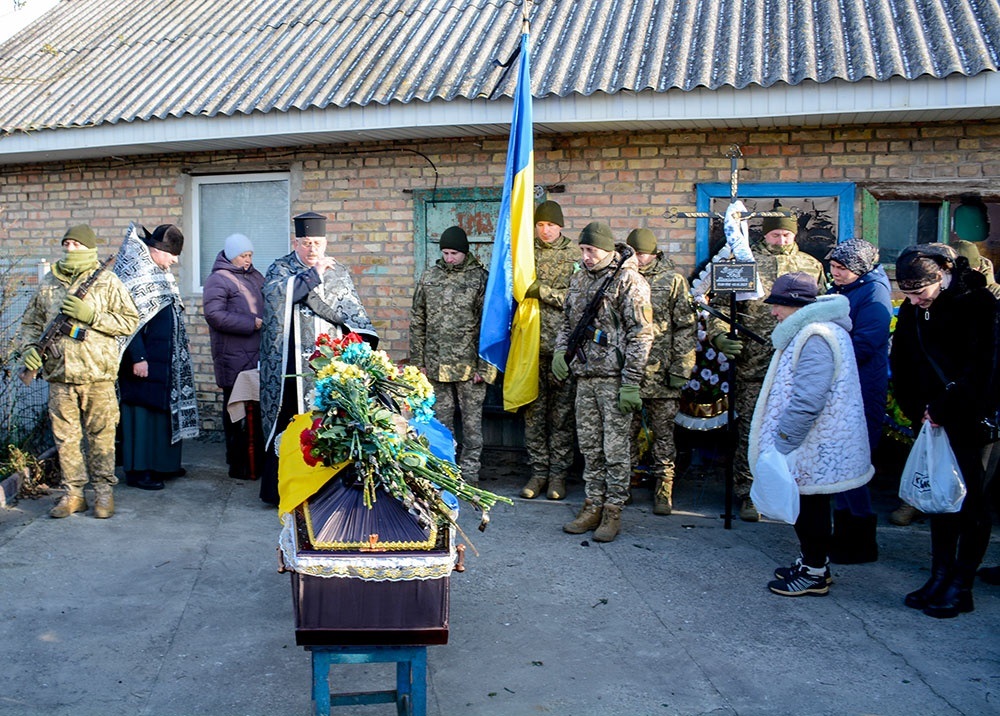 У Кагарлику провели в останню путь воїна Юрія Тригуба - 5